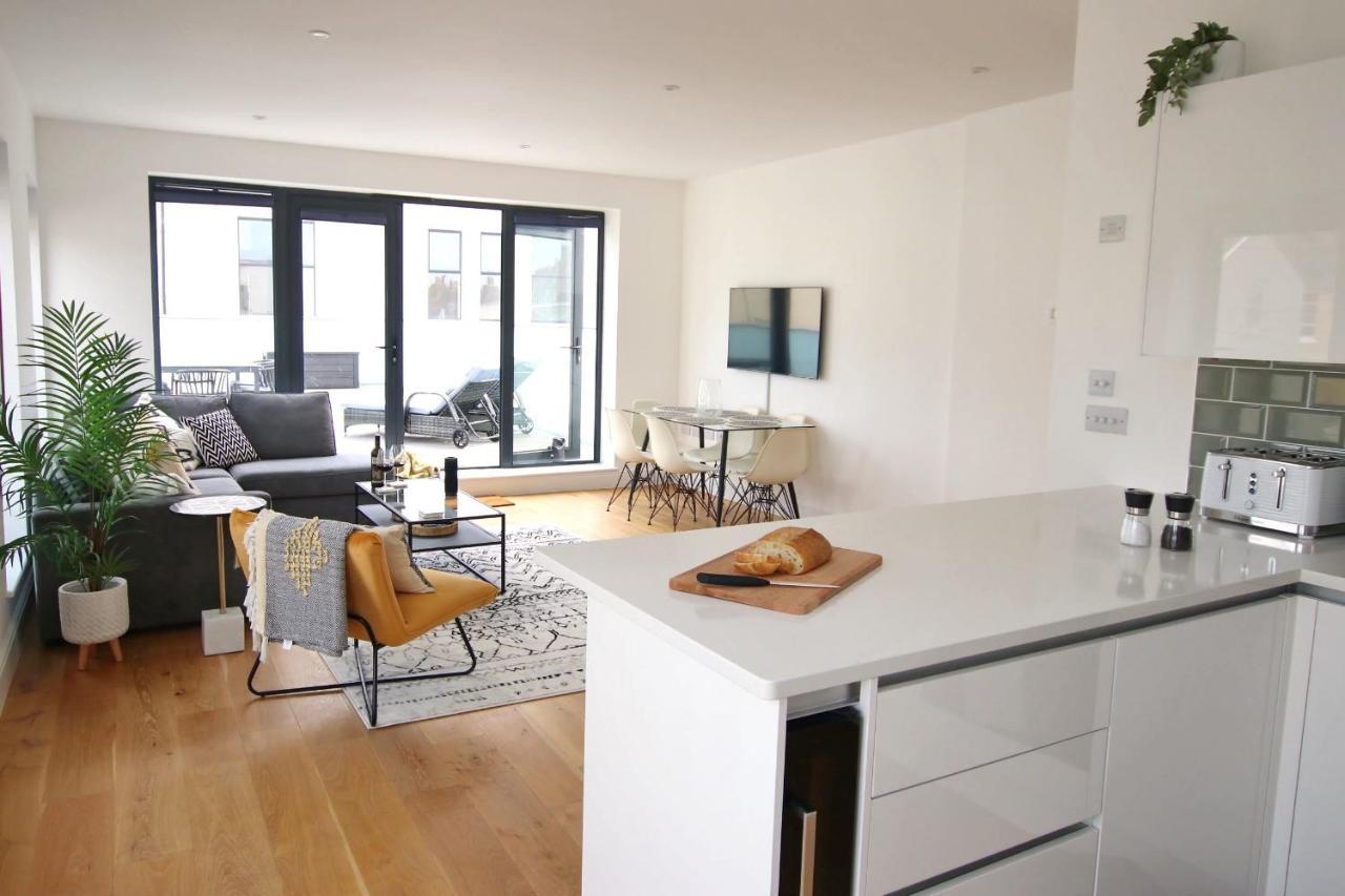 Modern Home For Small Groups By Stones Throw Apartments - Free Parking - Sea View Worthing Ngoại thất bức ảnh